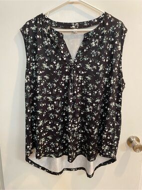 NewChoice Sleeveless Black Floral V-Neck Top, size 3XL